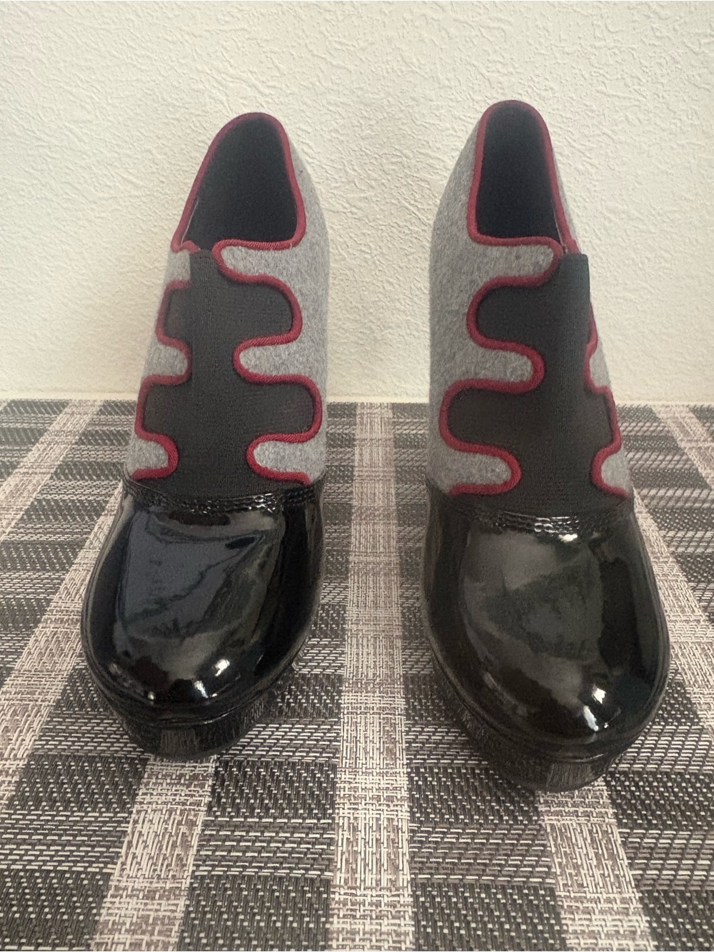 Women's Black Patent & Gray Felt Heeled Boots with Red Trim